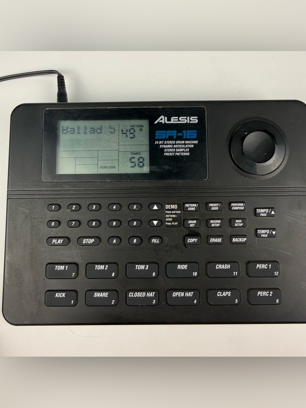 Alesis SR-16 Drum Machine - 24-Bit Stereo Rhythm Composer | Good Condition